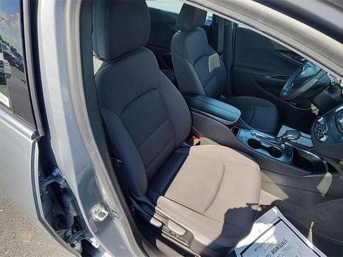Used 2023 Chevrolet Malibu LT image 24