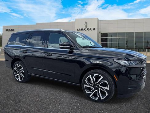 New 2026 Lincoln Navigator Black Label AWD/4WD image 1