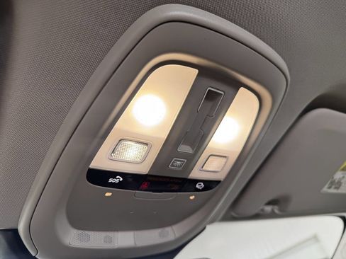 Used 2024 Volvo XC60 B5 Core image 27