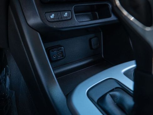 Used 2022 Chevrolet Colorado ZR2 image 24