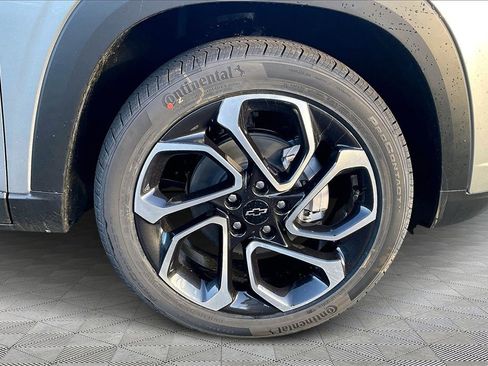 New 2026 Chevrolet Trax RS w/ Sunroof Package image 15