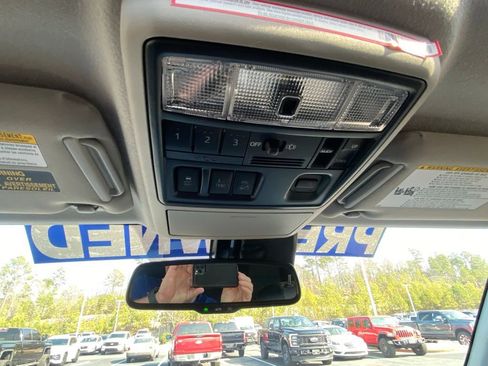 Used 2022 Toyota 4Runner SR5 Premium w/ Moonroof Package image 19