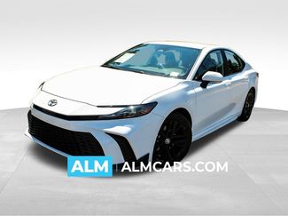 Used 2025 Toyota Camry SE video 1