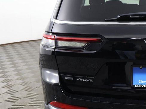 Used 2023 Jeep Grand Cherokee L Laredo AWD/4WD image 15