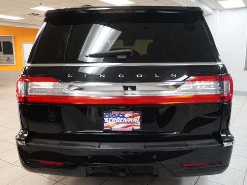 Used 2020 Lincoln Navigator L Reserve w/ Luxury Package AWD/4WD image 11