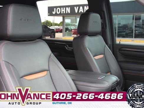 Used 2024 GMC Sierra 2500 AT4 w/ AT4 Premium Plus Package AWD/4WD image 21