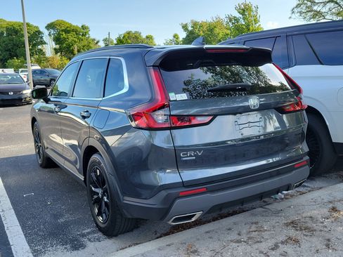 Used 2023 Honda CR-V Sport image 4