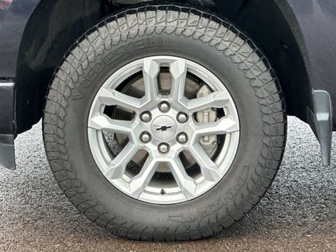Used 2023 Chevrolet Silverado 1500 RST AWD/4WD image 24
