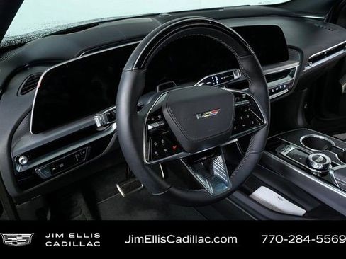 Certified 2026 Cadillac Lyriq V AWD/4WD image 4