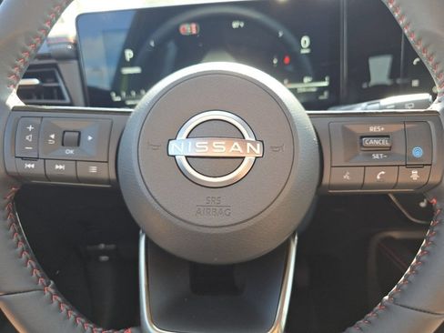 New 2026 Nissan Kicks SR w/ Cold Weather Package AWD/4WD image 18