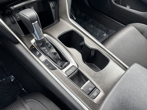 Used 2019 Honda Accord LX image 21