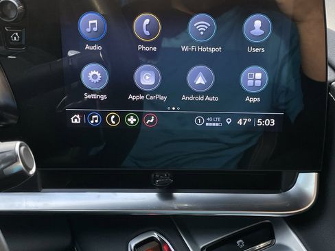 Used 2023 Chevrolet Corvette Stingray Coupe w/ Z51 Performance Package image 18