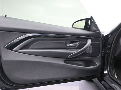 Used 2019 BMW M4 Coupe image 11