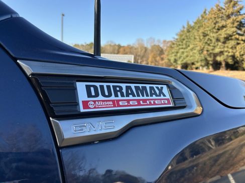 Used 2022 GMC Sierra 2500 AT4 w/ AT4 Preferred Package image 27