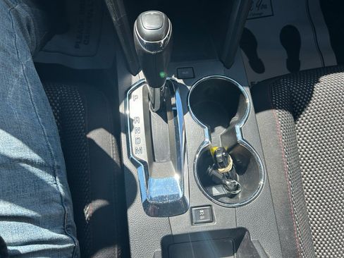 Used 2016 Chevrolet Equinox LT w/ Convenience Package image 26