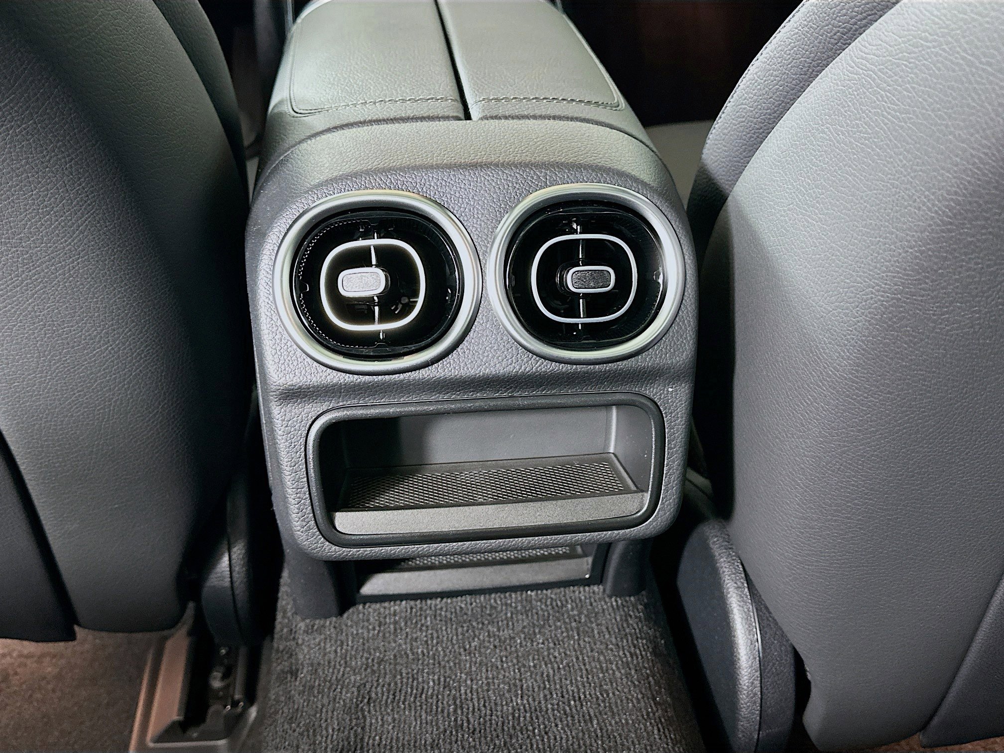 Used 2026 Mercedes-Benz C 300 4MATIC Sedan image 44