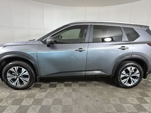 Used 2023 Nissan Rogue SV w/ SV Premium B Package AWD/4WD image 5