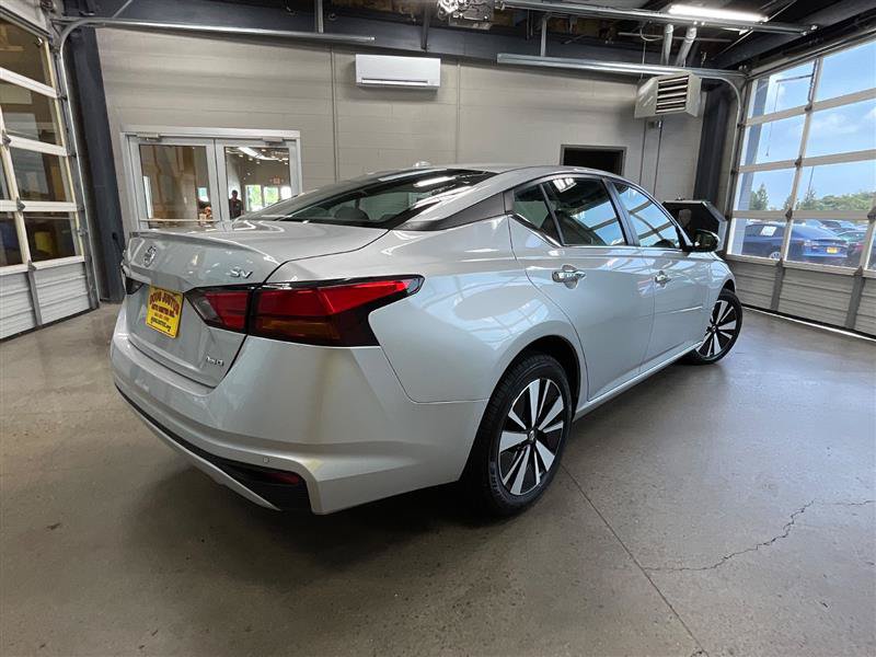 Used 2022 Nissan Altima 2.5 SV AWD/4WD image 5