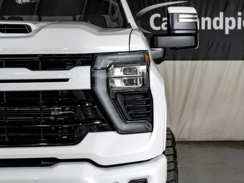 Used 2025 Chevrolet Silverado 2500 LTZ w/ LTZ Premium Package AWD/4WD image 43