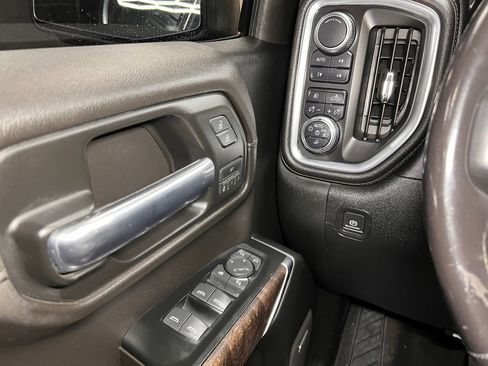 Used 2019 GMC Sierra 1500 Denali w/ Denali Ultimate Package image 12