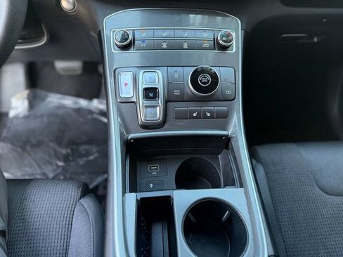 Used 2021 Hyundai Santa Fe SEL FWD image 3