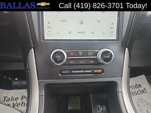 Used 2023 Ford Edge SEL AWD/4WD image 14