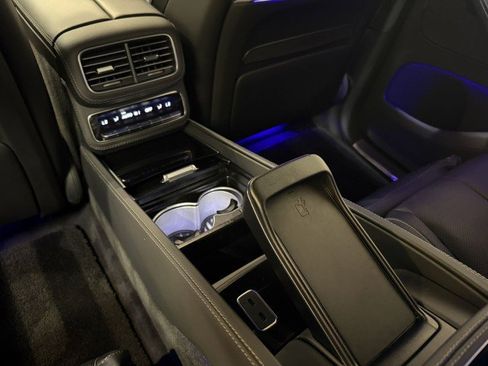 Used 2022 Mercedes-Benz Maybach GLS 600 4MATIC image 30
