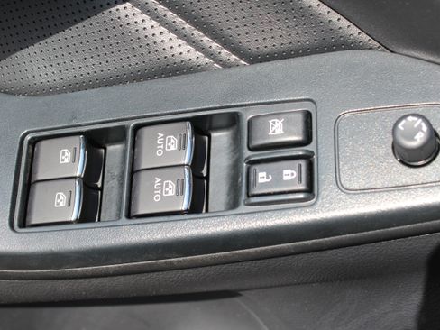 Used 2017 Subaru Forester 2.5i Touring image 23