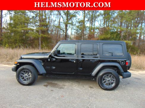 Certified 2024 Jeep Wrangler Sport S image 5