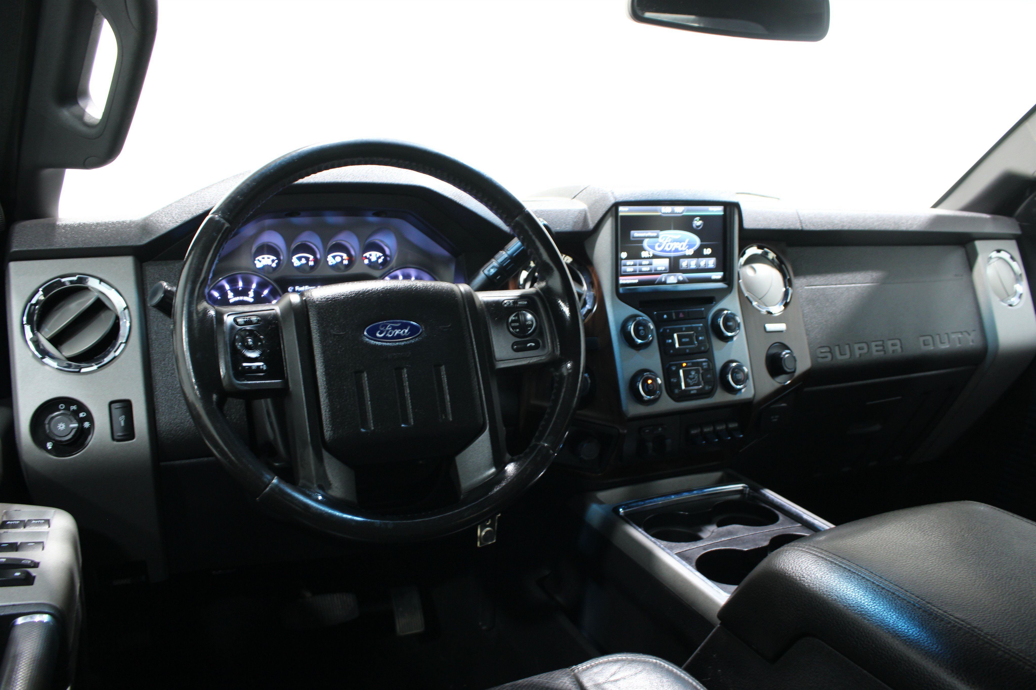 Used 2016 Ford F350 Lariat w/ Lariat Ultimate Package AWD/4WD image 2