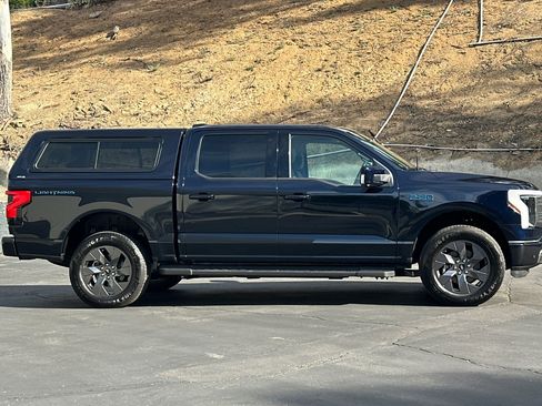 Used 2025 Ford F150 Lightning Lariat AWD/4WD image 3