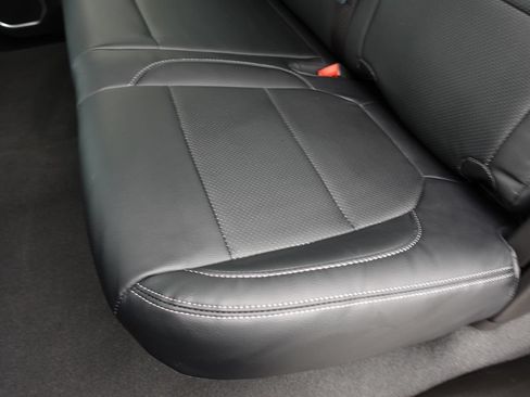 Used 2023 Chevrolet Silverado 1500 LT AWD/4WD image 23