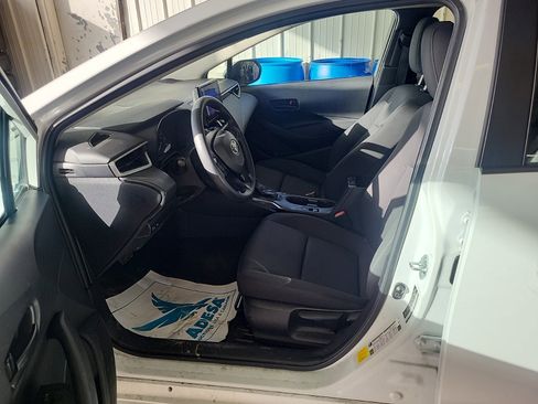 Used 2023 Toyota Corolla LE image 10