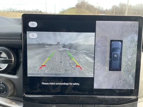 Used 2022 Ford Expedition XLT image 13