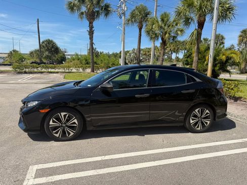 Used 2017 Honda Civic EX image 8