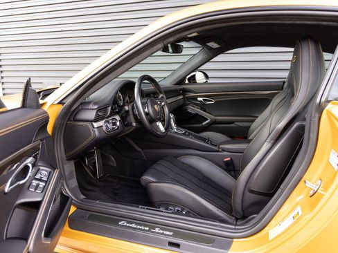 Certified 2018 Porsche 911 Turbo S AWD/4WD image 23