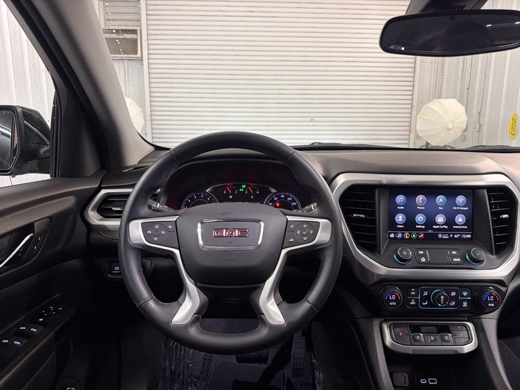 Used 2023 GMC Acadia SLT FWD image 34