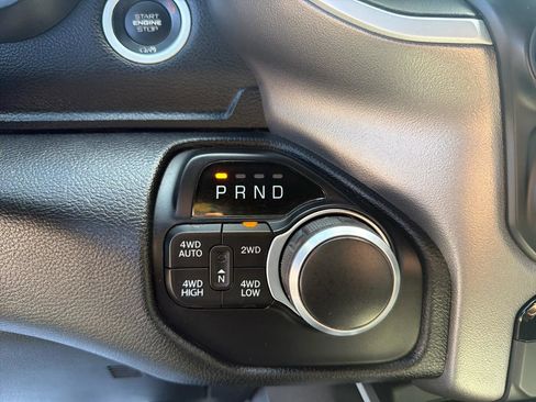 Used 2020 RAM 1500 Big Horn AWD/4WD image 12