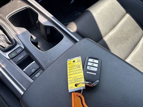 Used 2022 Honda Accord Sport image 31