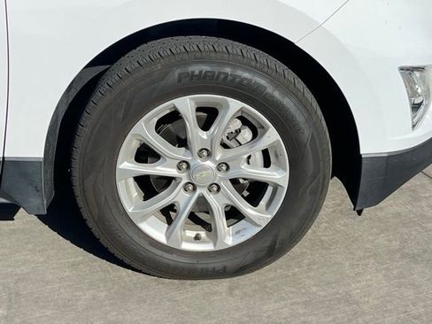 Used 2021 Chevrolet Equinox LT FWD image 5