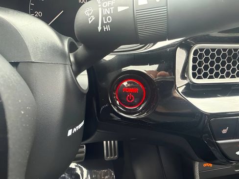 Used 2025 Honda Civic Sport image 12