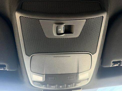 Used 2019 Ford F150 XLT w/ Equipment Group 302A Luxury AWD/4WD image 31