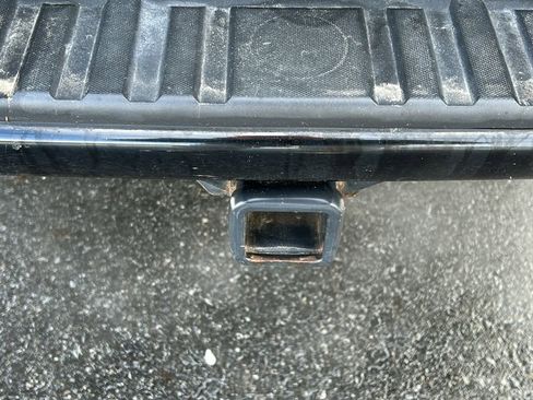 Used 2017 GMC Canyon SLT w/ Driver Alert Package image 28