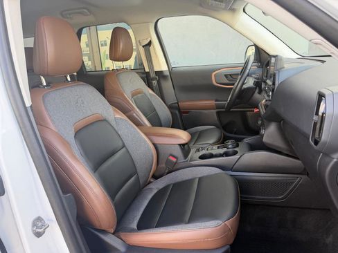 Used 2024 Ford Bronco Sport Outer Banks w/ Tech Package image 16