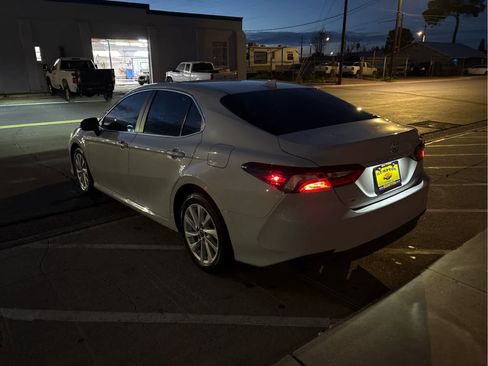 Used 2024 Toyota Camry LE image 8