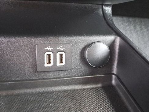 Certified 2020 Ford Fusion SE image 32