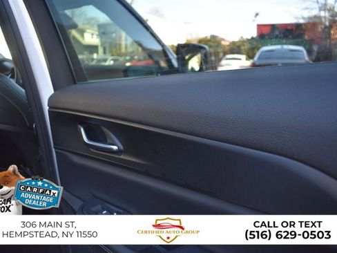 Used 2024 Jeep Grand Cherokee L Laredo image 28