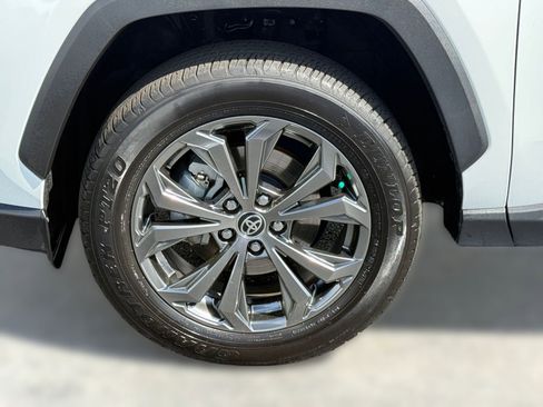 Used 2023 Toyota RAV4 Limited image 12