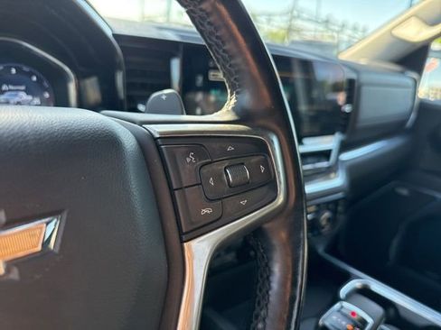 Used 2023 Chevrolet Silverado 1500 LTZ AWD/4WD image 31