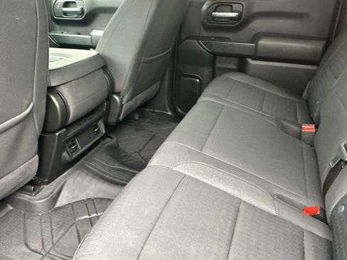 Certified 2022 Chevrolet Silverado 1500 Custom image 13